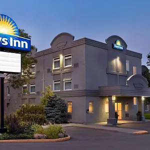 Days By Wyndham Toronto West 3* Mississauga