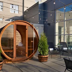 4* Hotel By Marriott Airport